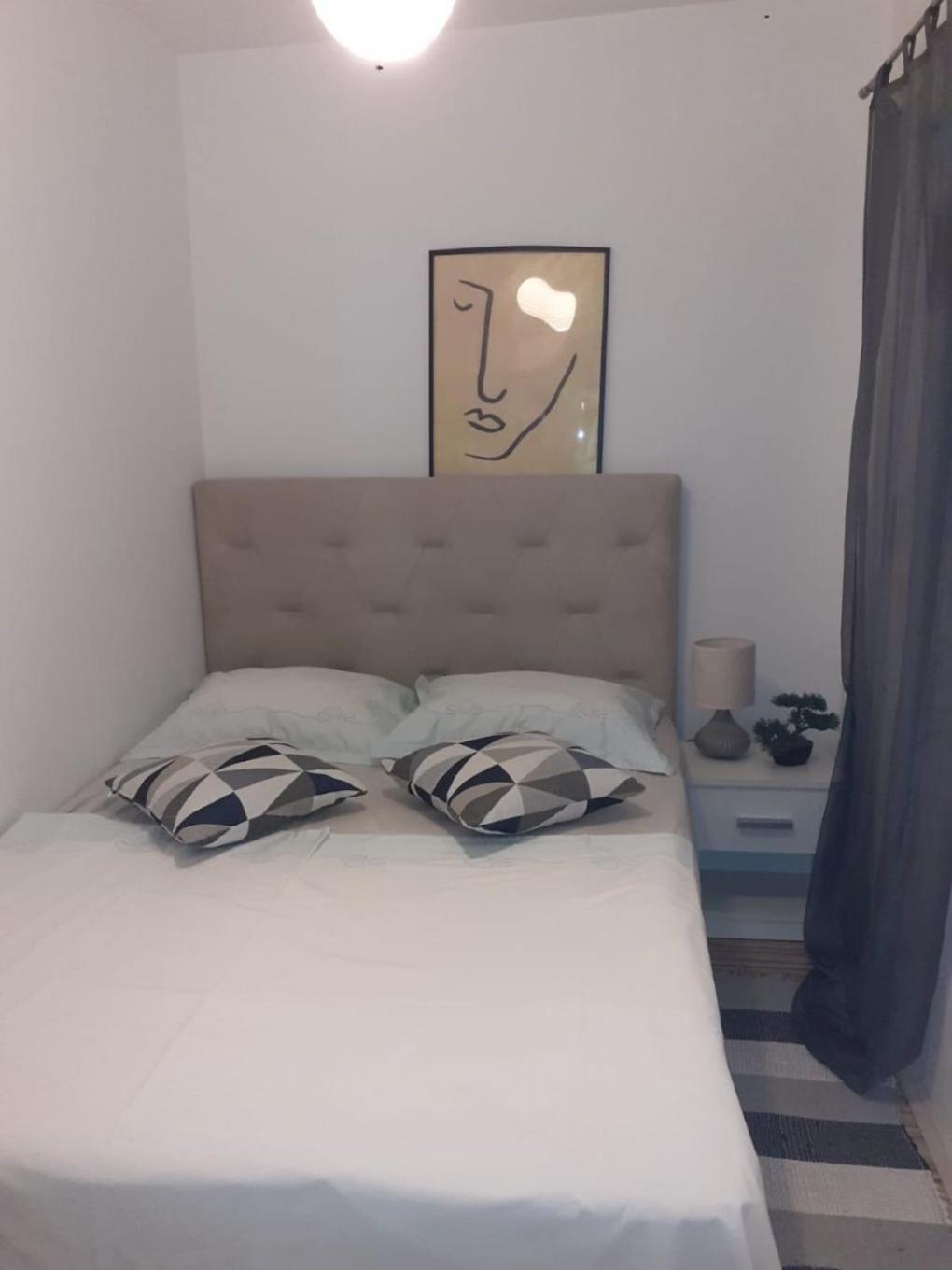 Apartment Jure Брист Екстериор снимка